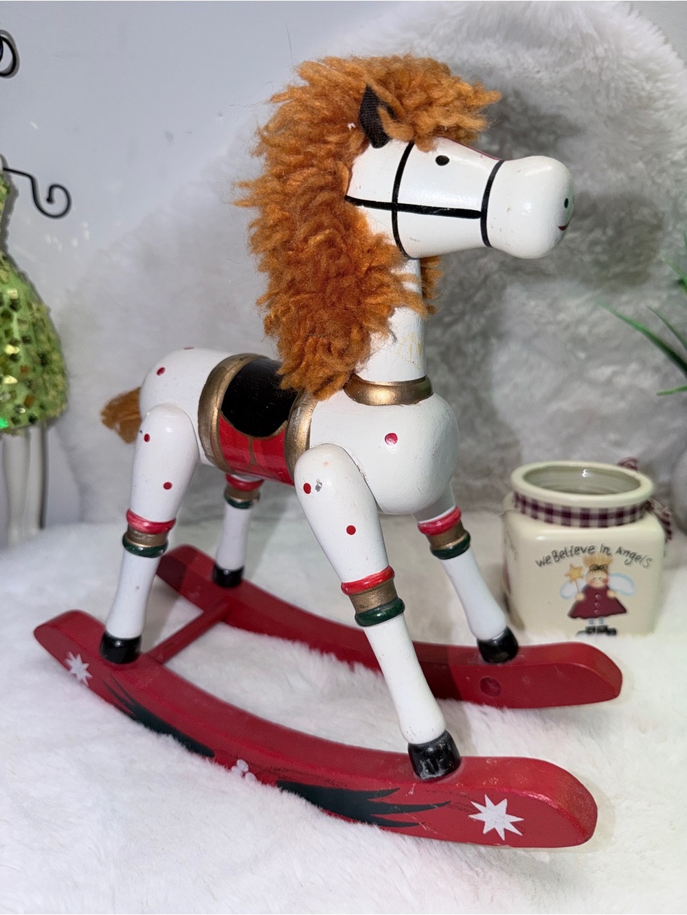 Set - Vintage White & Red Wooden Rocking Horse & We Believe In Angels Candle 🕯️ - Picture 2 of 5